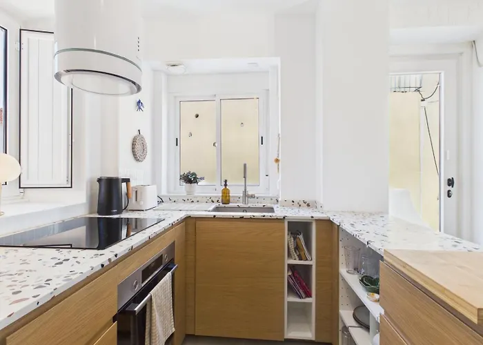 Cozy 1br W/ Ac, Terrace & Shared Garden - | By Airnest Apartamento